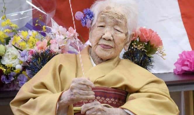 Mujer de más edad del mundo renuncia al relevo olímpico Mujer de más edad del mundo renuncia al relevo olímpico