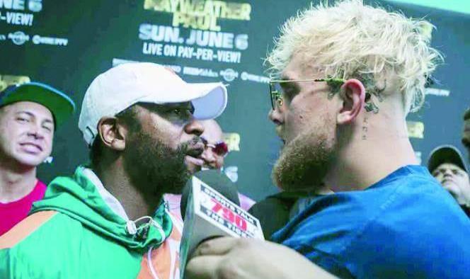 Mayweather termina a golpes con un youtuber Mayweather termina a golpes con un youtuber