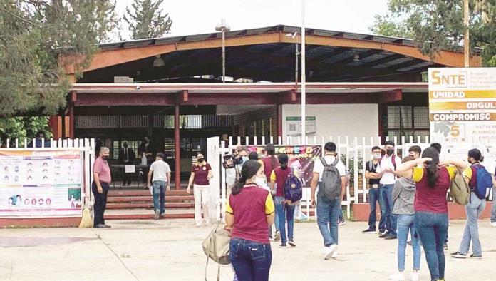 Vuelven 100 a secundaria Vuelven 100 a secundaria