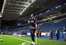 Gianluigi Buffon jugaría en segunda división de Italia la siguiente temporada Gianluigi Buffon jugaría en segunda división de Italia la siguiente temporada