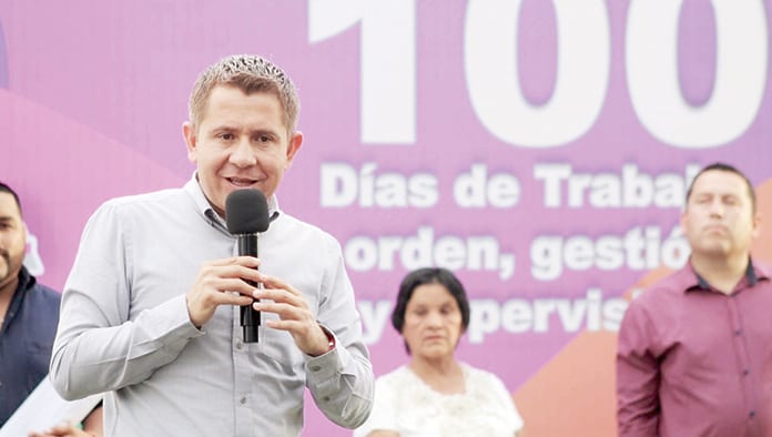 San Buenaventura: Rehabilita Hugo cancha arboledas