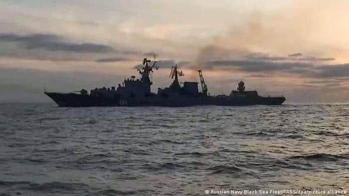 Se incendia el Crucero Moskvá; Orgullo de la Flota Rusa