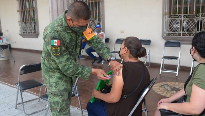 Frontera: Avanza vacunación contra Covid-19