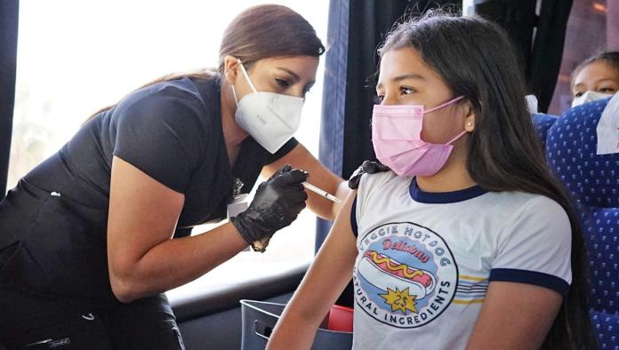 Frontera: Aplaude alcalde vacuna de niños