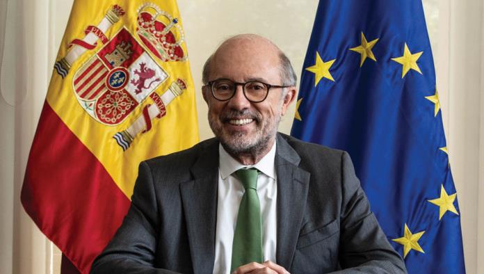 Embajador de España pide mirar hacia el futuro en las relaciones bilaterales
