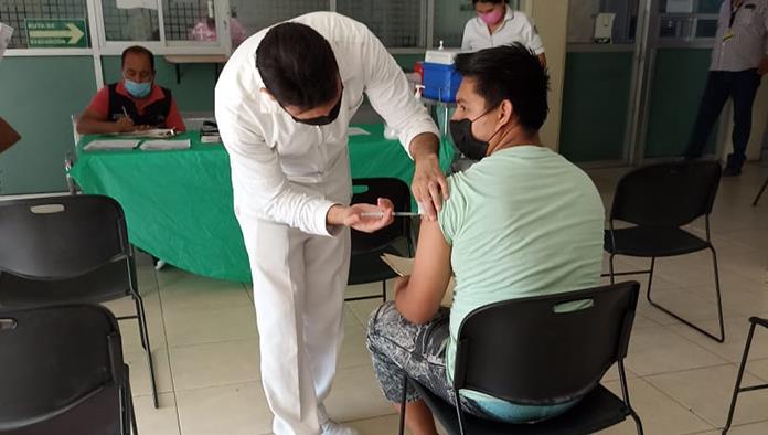 Frontera: Exitoso inicio de vacunación