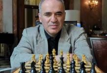 Rusia pone en una lista negra al maestro ajedrecista Garry Kasparov