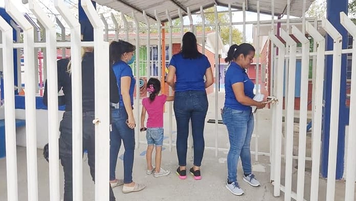 Escapa de preescolar ni&ntilde;a de cuatro a&ntilde;os