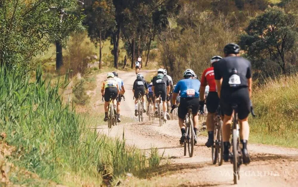 M&eacute;xico se impone en el Gran Fondo de UCI Gravel World Series: Ulises Castillo y Ana Barrera triunfan