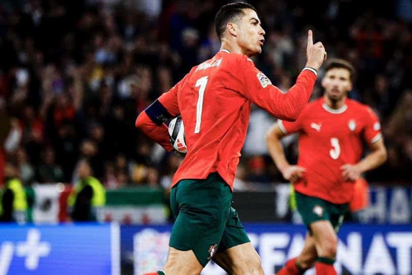 Cristiano Ronaldo sigue en la selecci&oacute;n de Portugal tras rumores de retiro