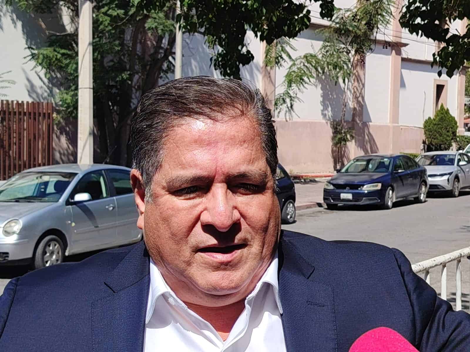 Fernando Rodr&iacute;guez pide cautela ante propuesta de compra de AHMSA