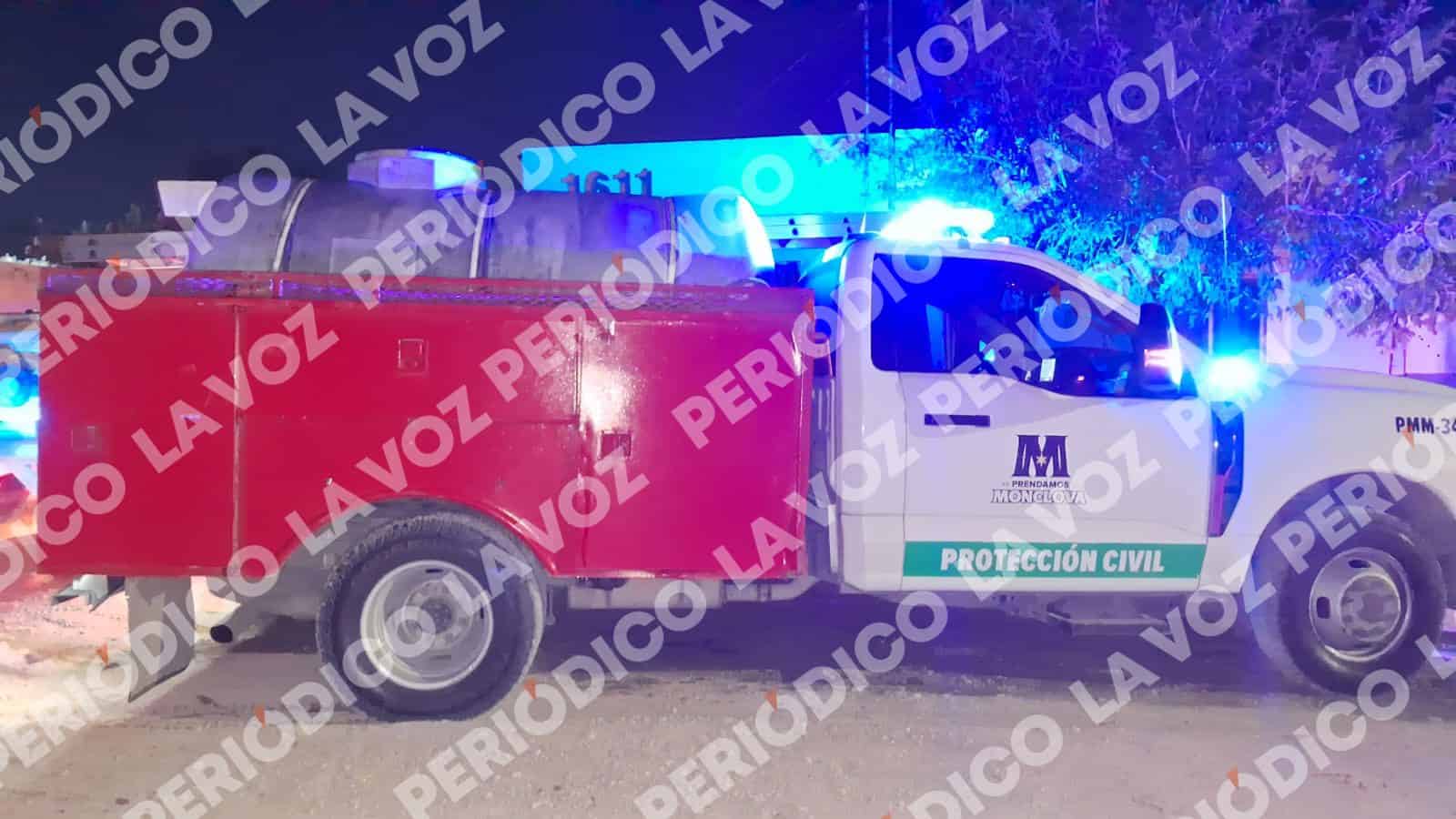 Bomberos y Protecci&oacute;n Civil controlan fuga de gas LP en Monclova