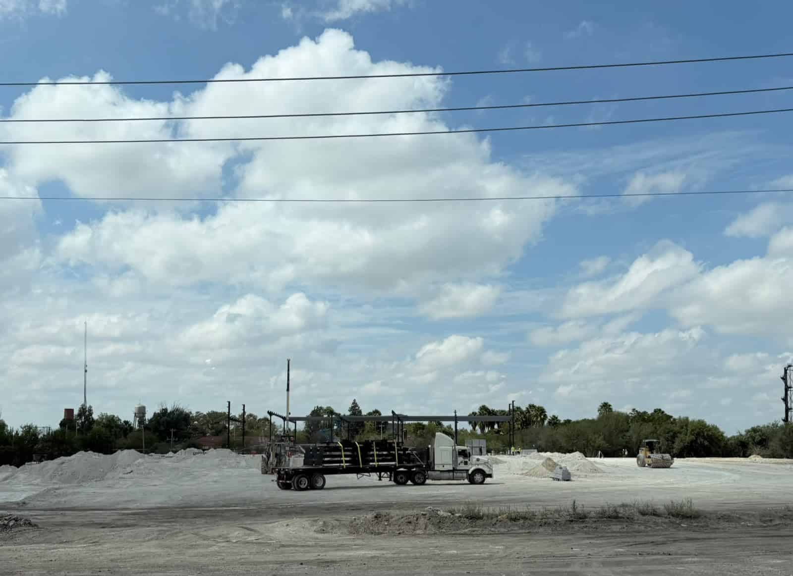 Avanza proyecto de centro comercial Merco