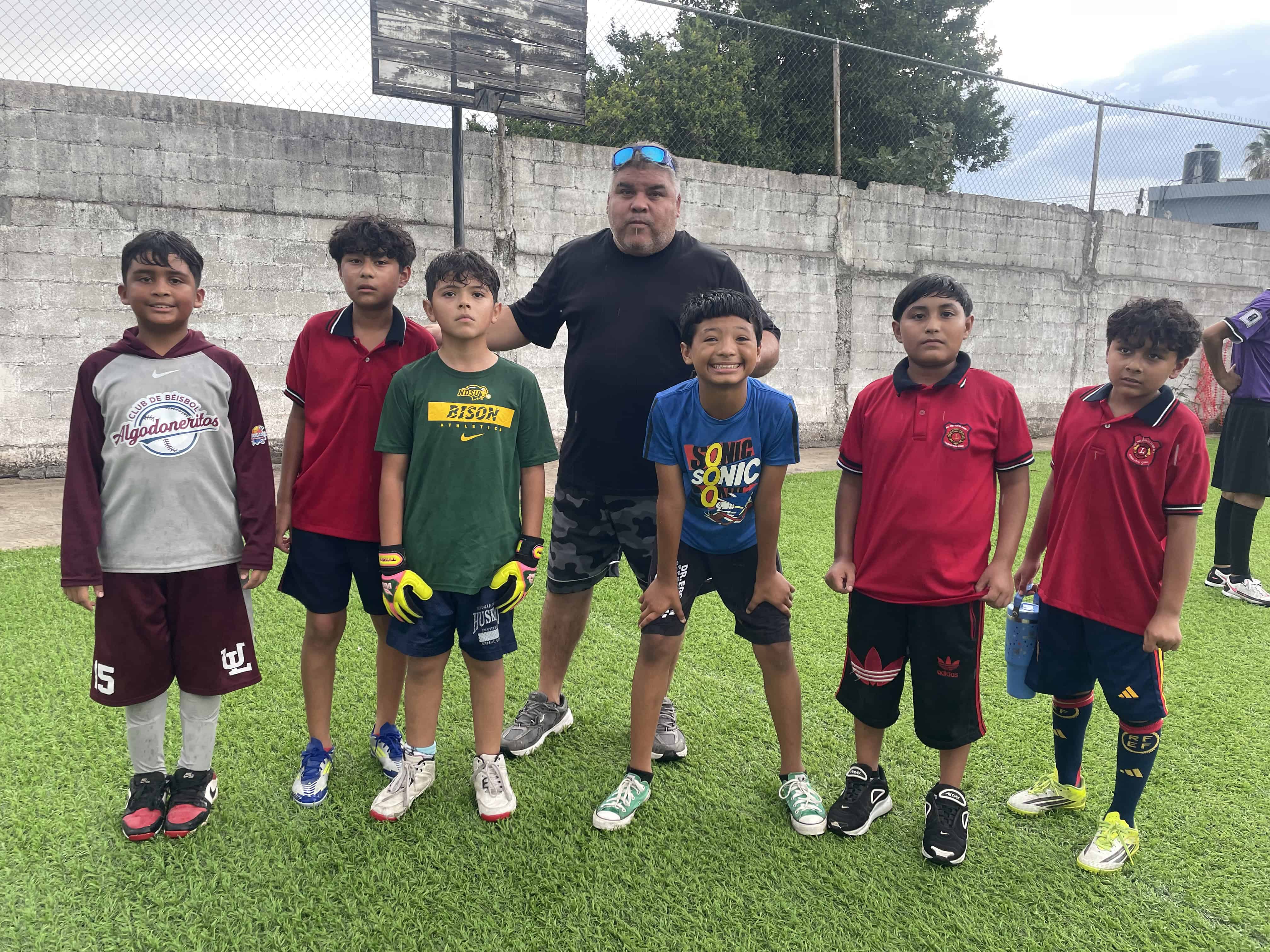 Primaria Francisco I. Madero triunfa 5-2 sobre Club de Leones en Fut-5