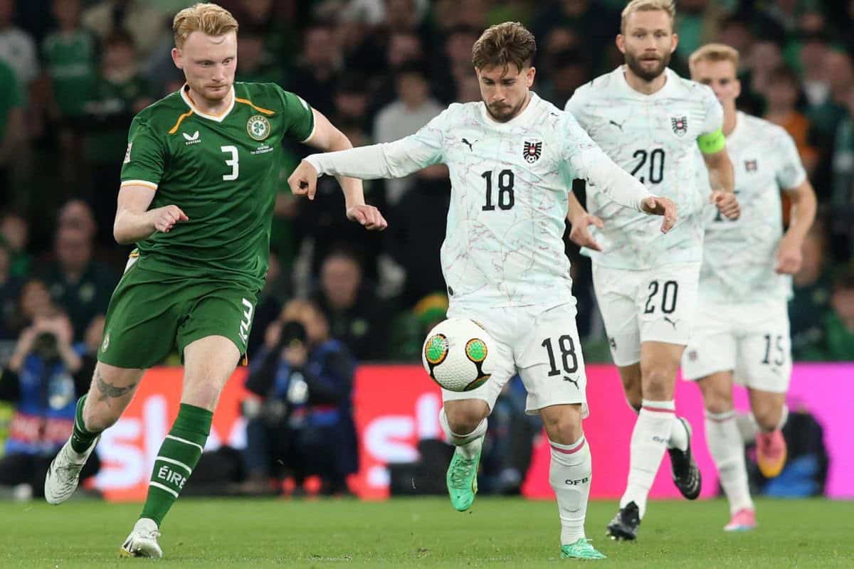 Protestas interrumpen empate entre Irlanda y Austria en Dubl&iacute;n