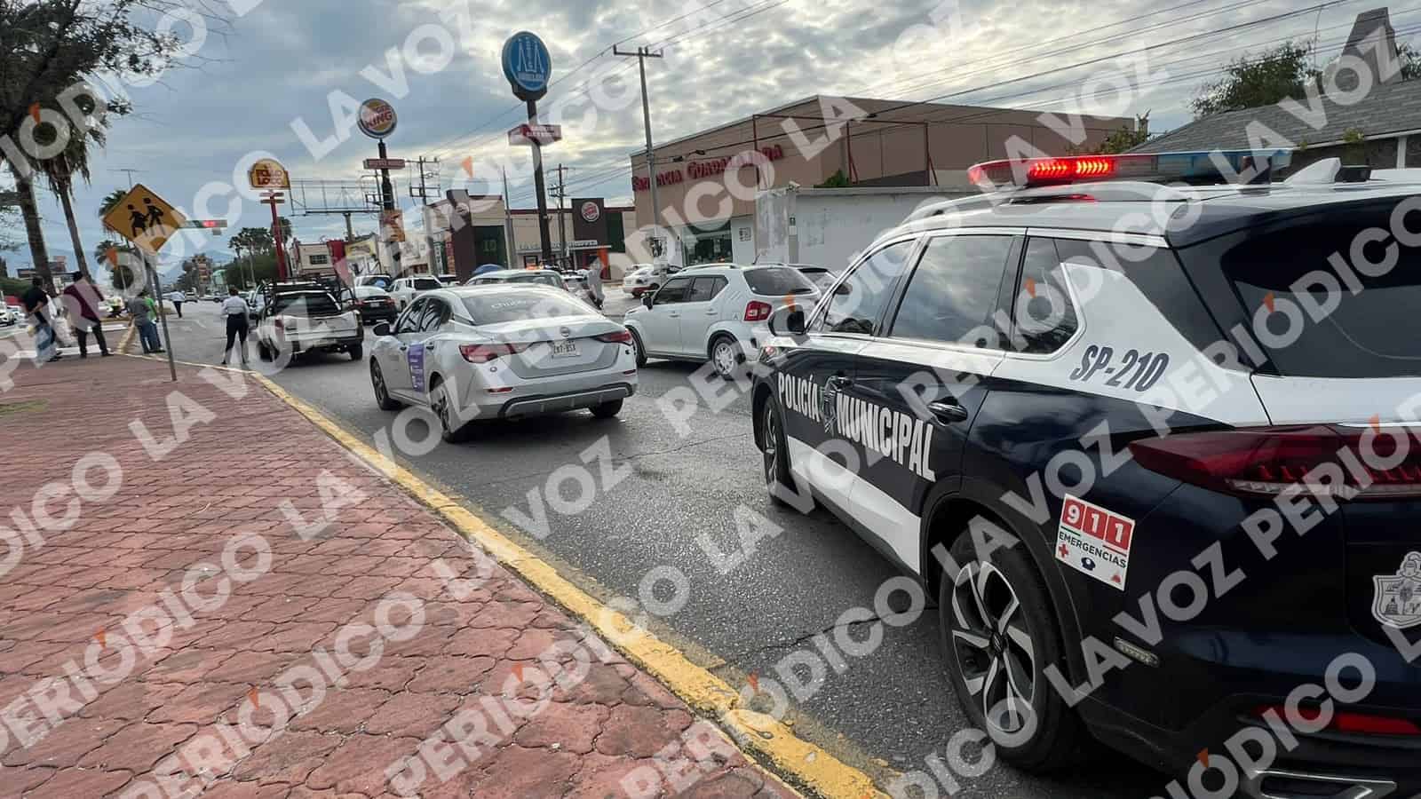 Accidente provoca congesti&oacute;n vehicular en Monclova: dos camionetas involucradas