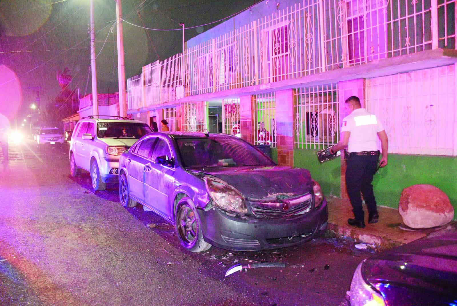 Hijo de ex delegado ocasiona accidente vial