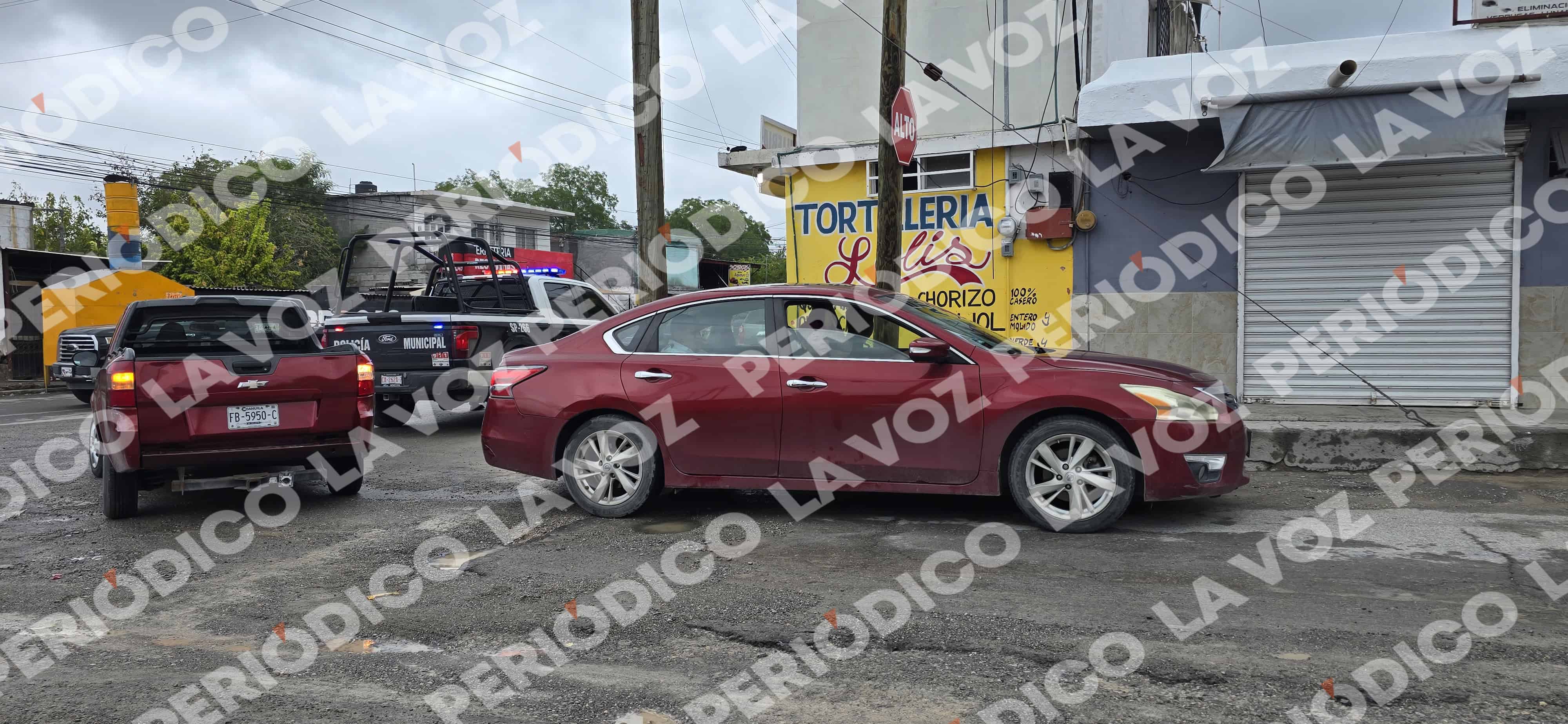 Yahaira Castillo choca su Nissan Altima contra Chevrolet Tornado en Monclova