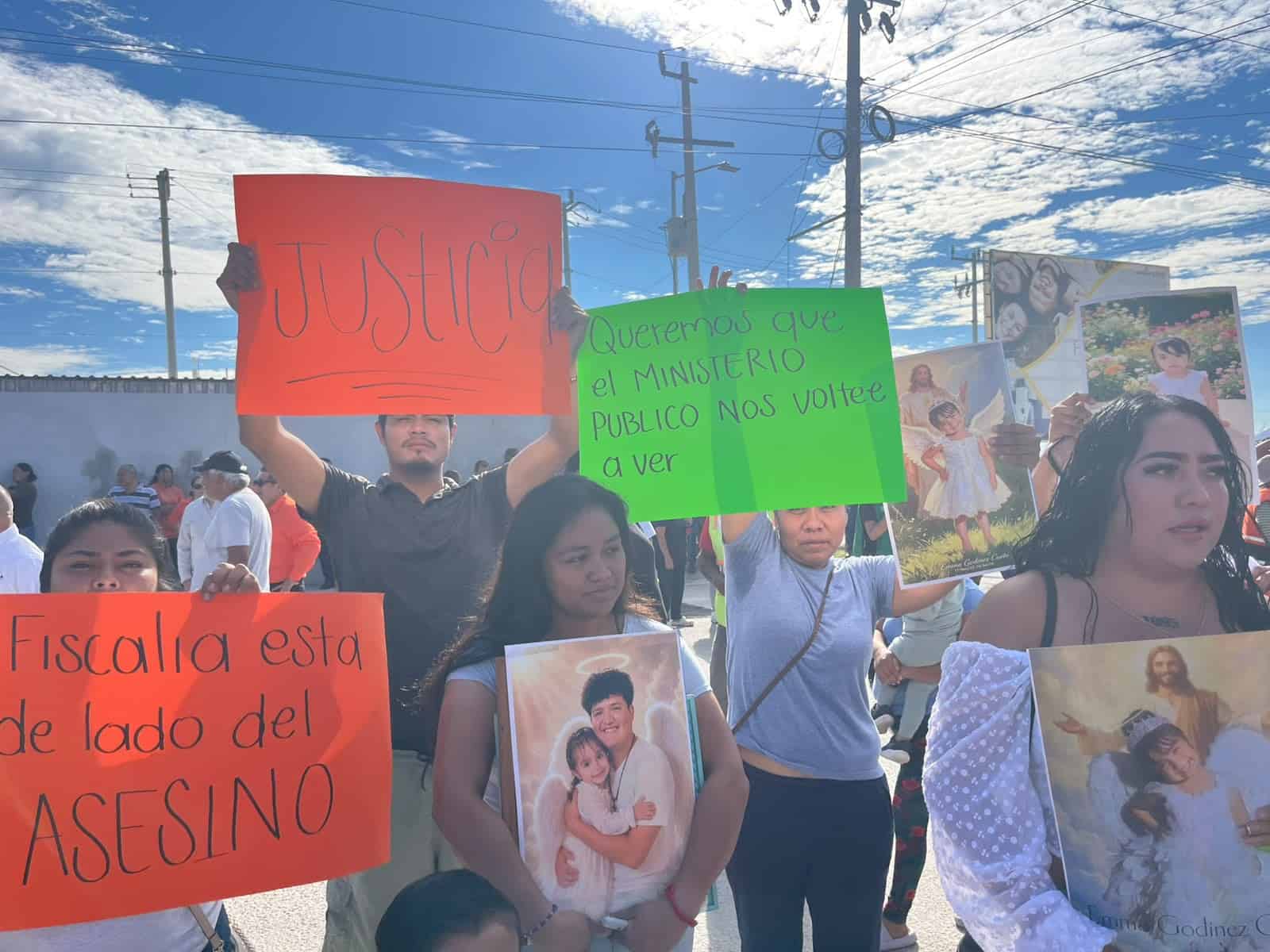 Familiares exigen seguimiento a caso de menor fallecida en accidente vial