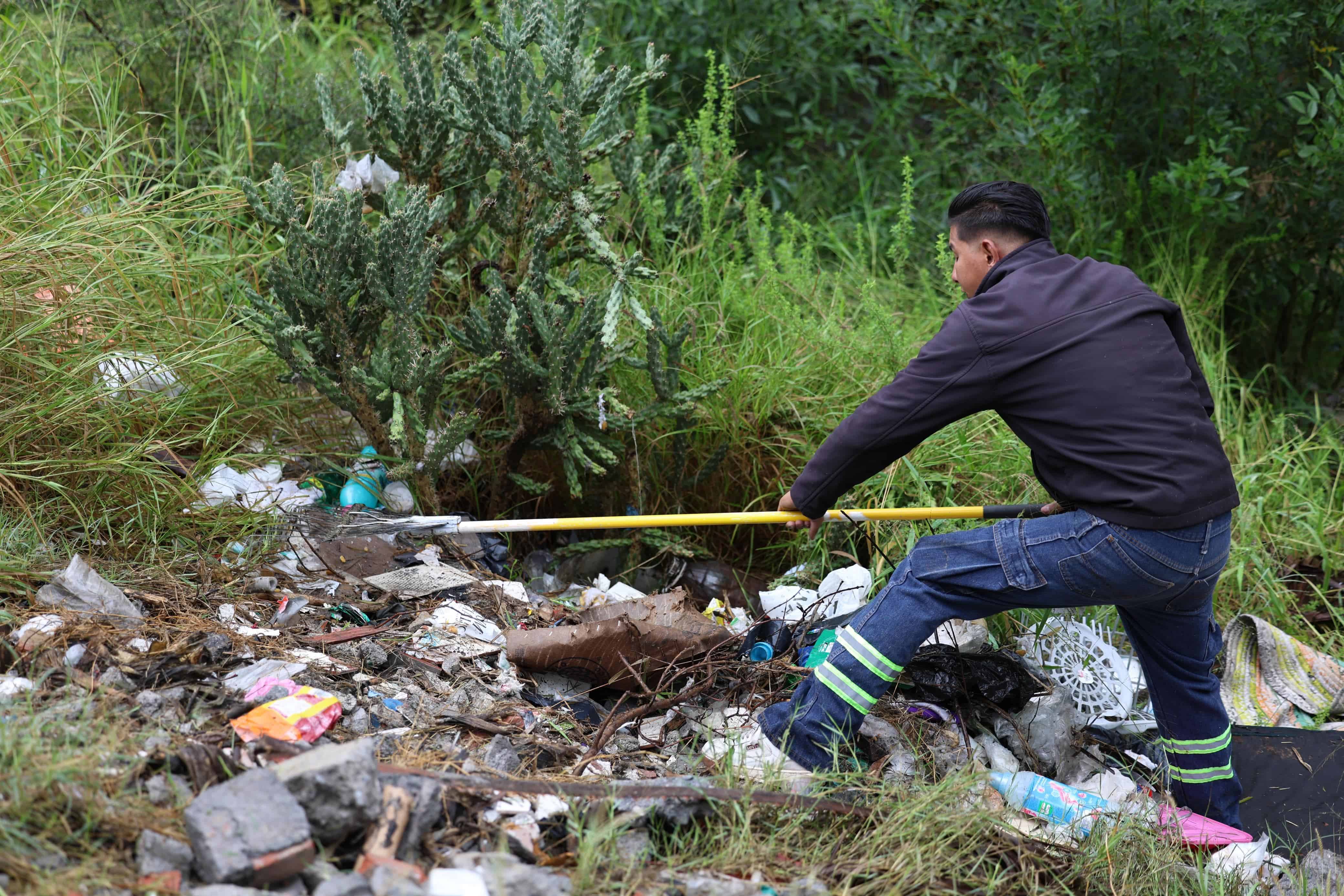 Javier D&iacute;az redirecciona recursos para rehabilitar calles en Saltillo