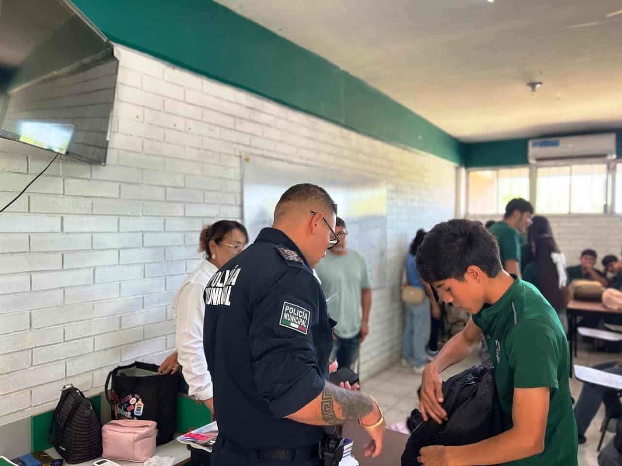 Cecytec Sur refuerza seguridad escolar con Operativo Mochila