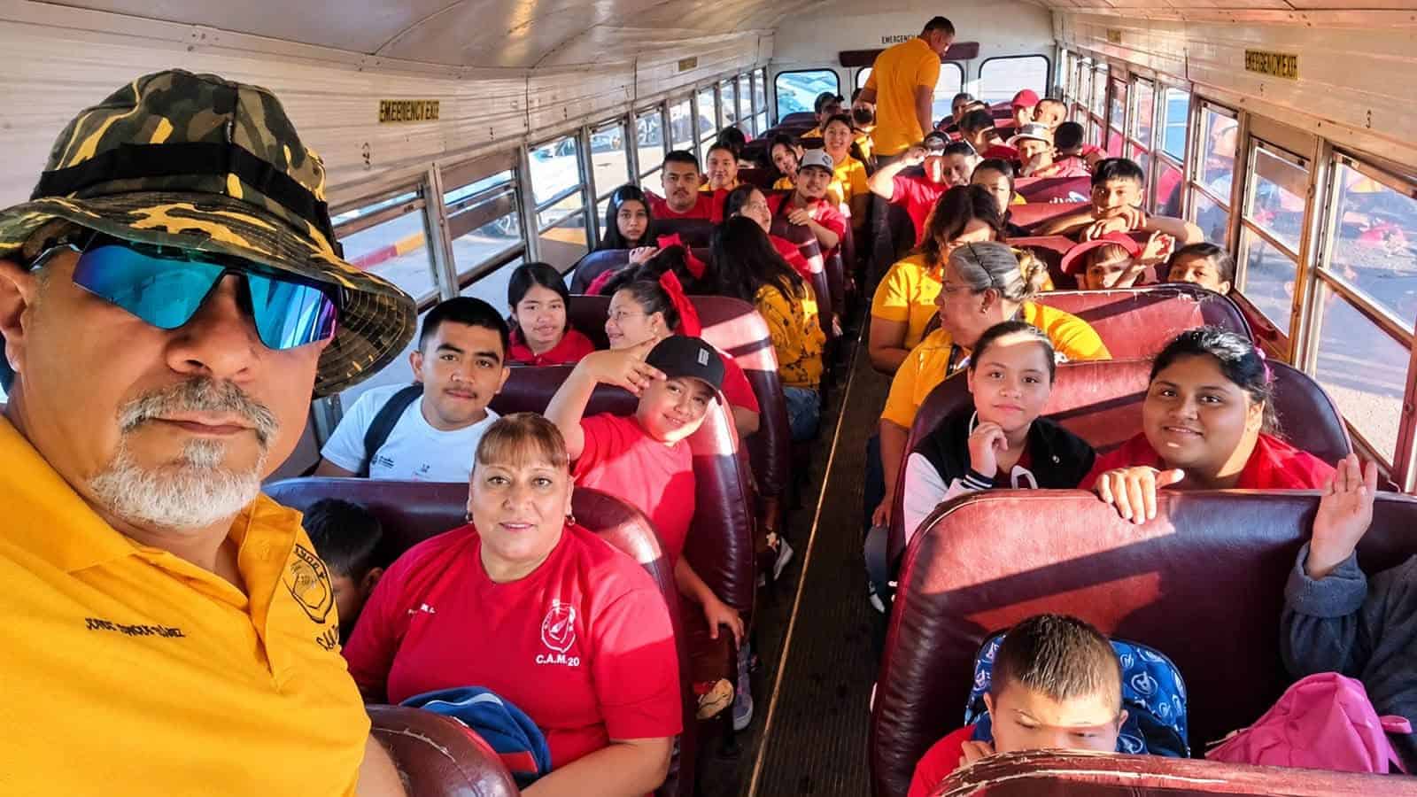 Alumnos del CAM 20 de Allende participan en encuentro deportivo