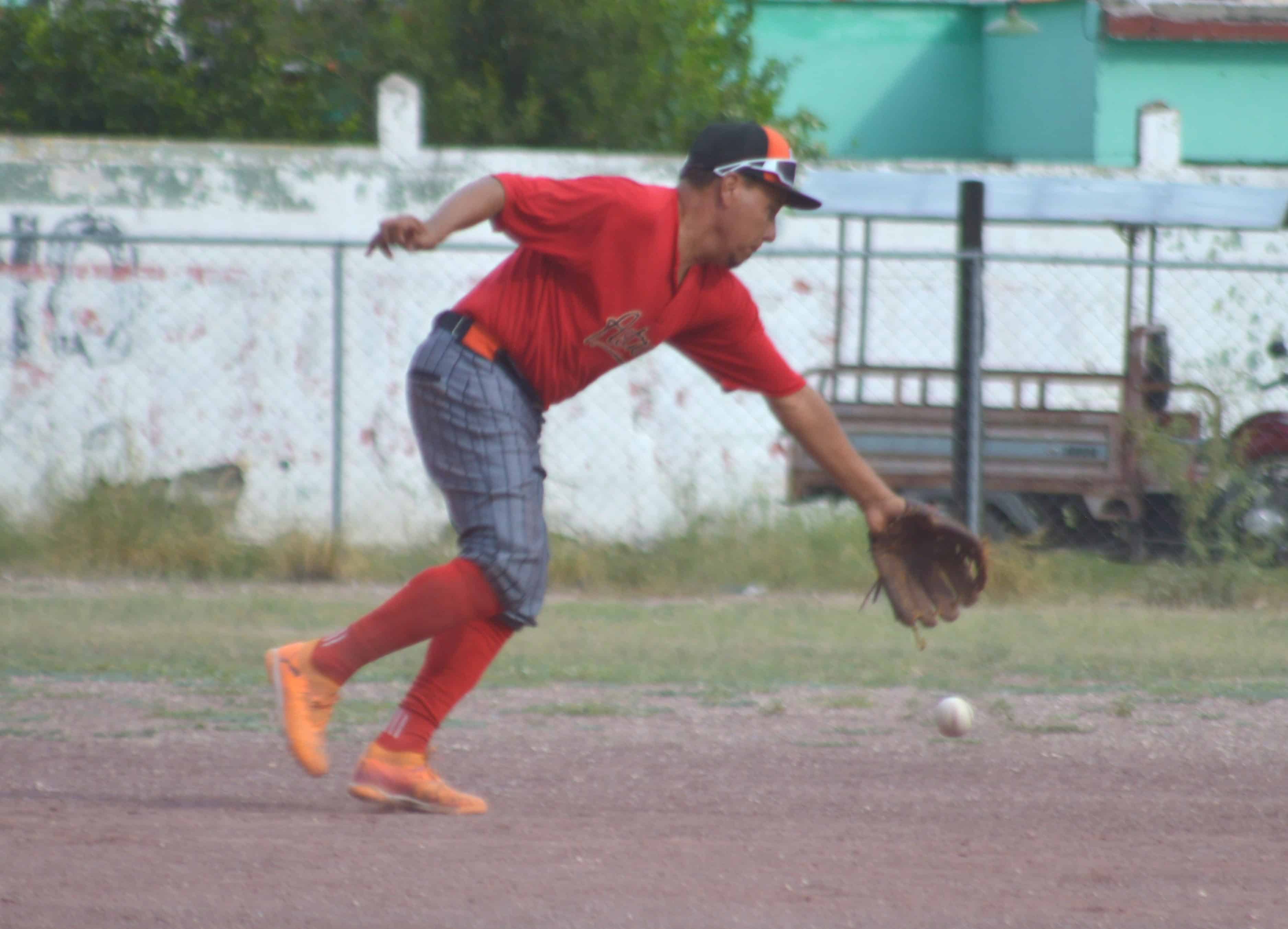 Potros y Astros empatan 3-3 en la Liga de B&eacute;isbol 60 A&ntilde;os y M&aacute;s