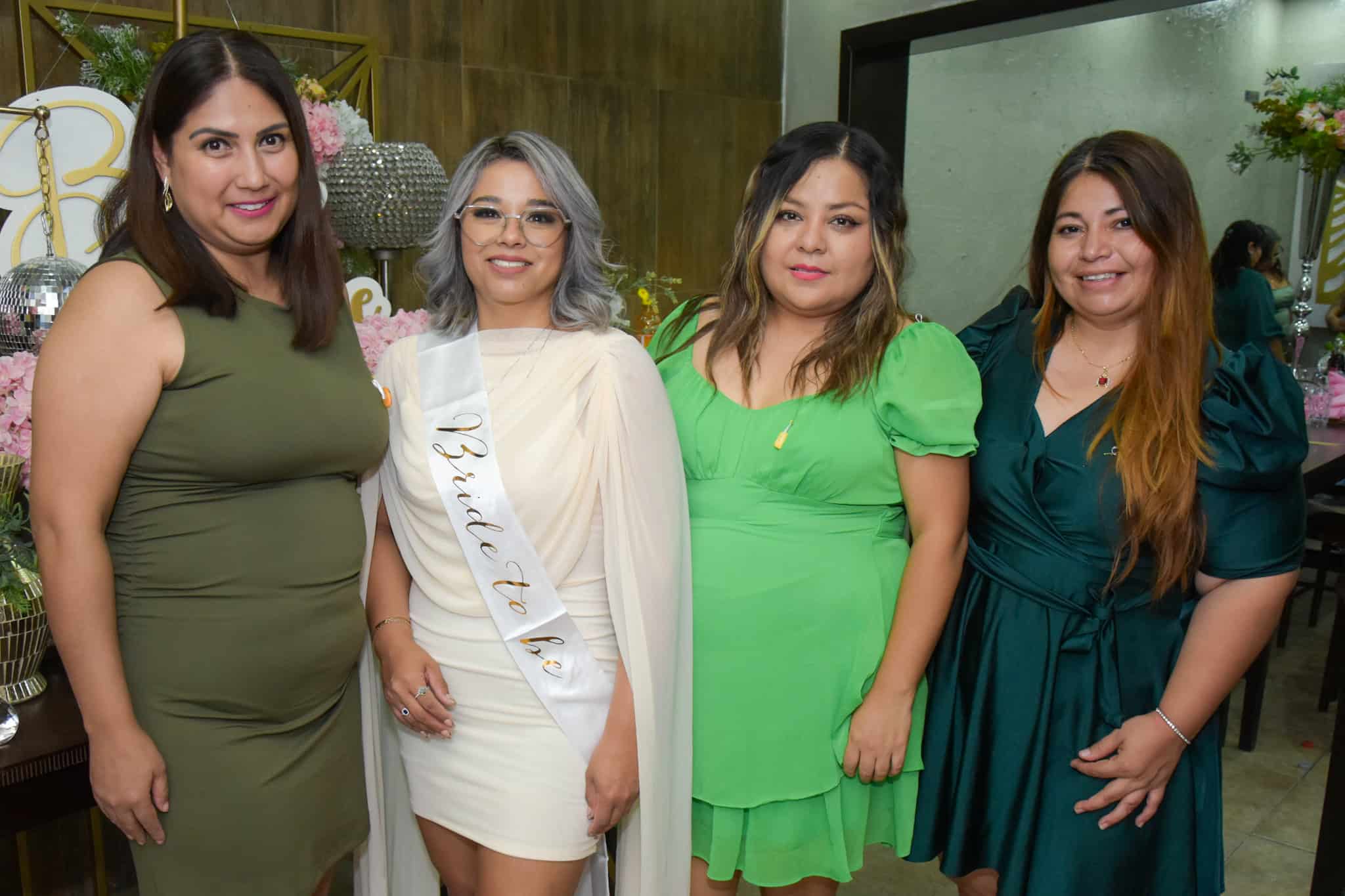 Isabel Cortez celebra su despedida de soltera en compa&ntilde;&iacute;a de familiares