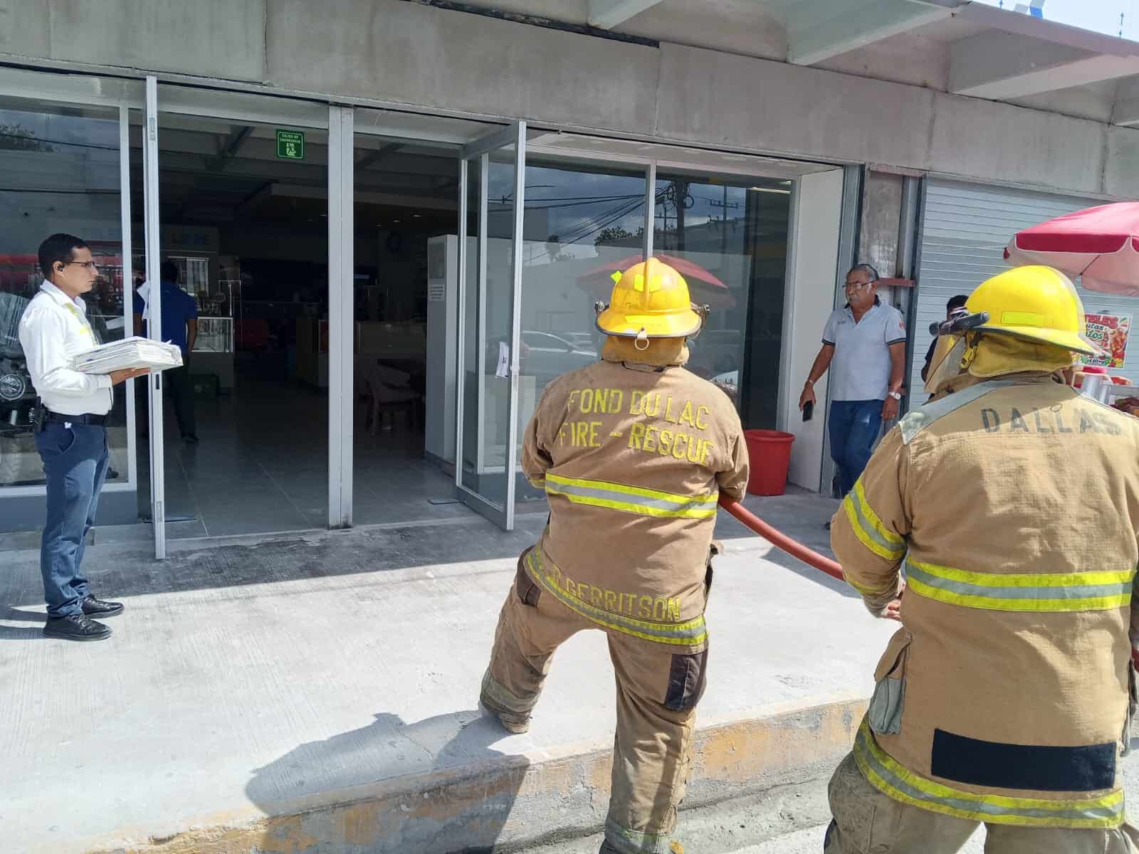 Protección Civil Sabinas coordina simulacro de evacuación en Coppel