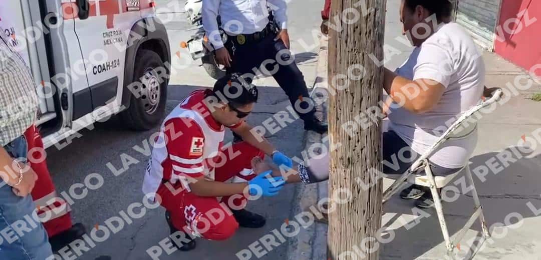 Accidente de motocicleta deja lesionados en Monclova Accidente de motocicleta deja lesionados en Monclova