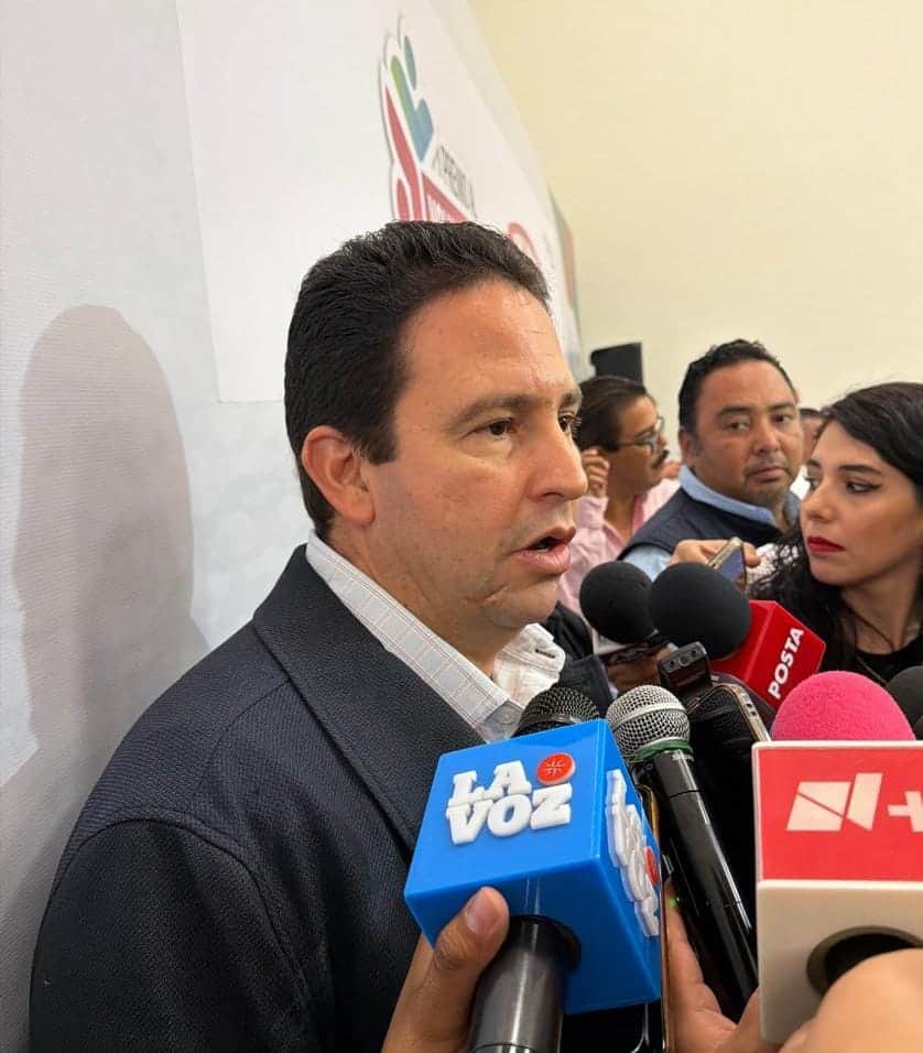 Javier D&iacute;az Gonz&aacute;lez anuncia acciones para rehabilitar vialidades en Saltillo