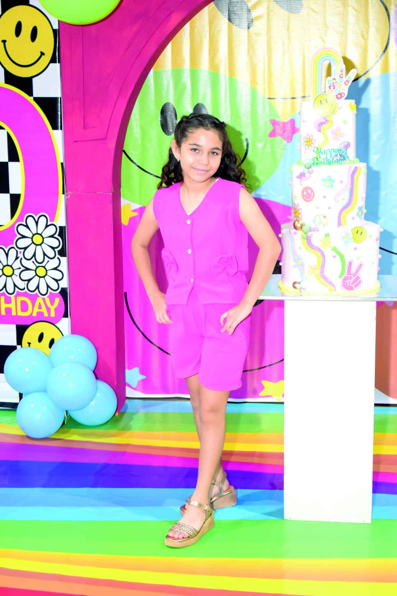 Fiesta de cumplea&ntilde;os de Alejandra Garza re&uacute;ne a su familia