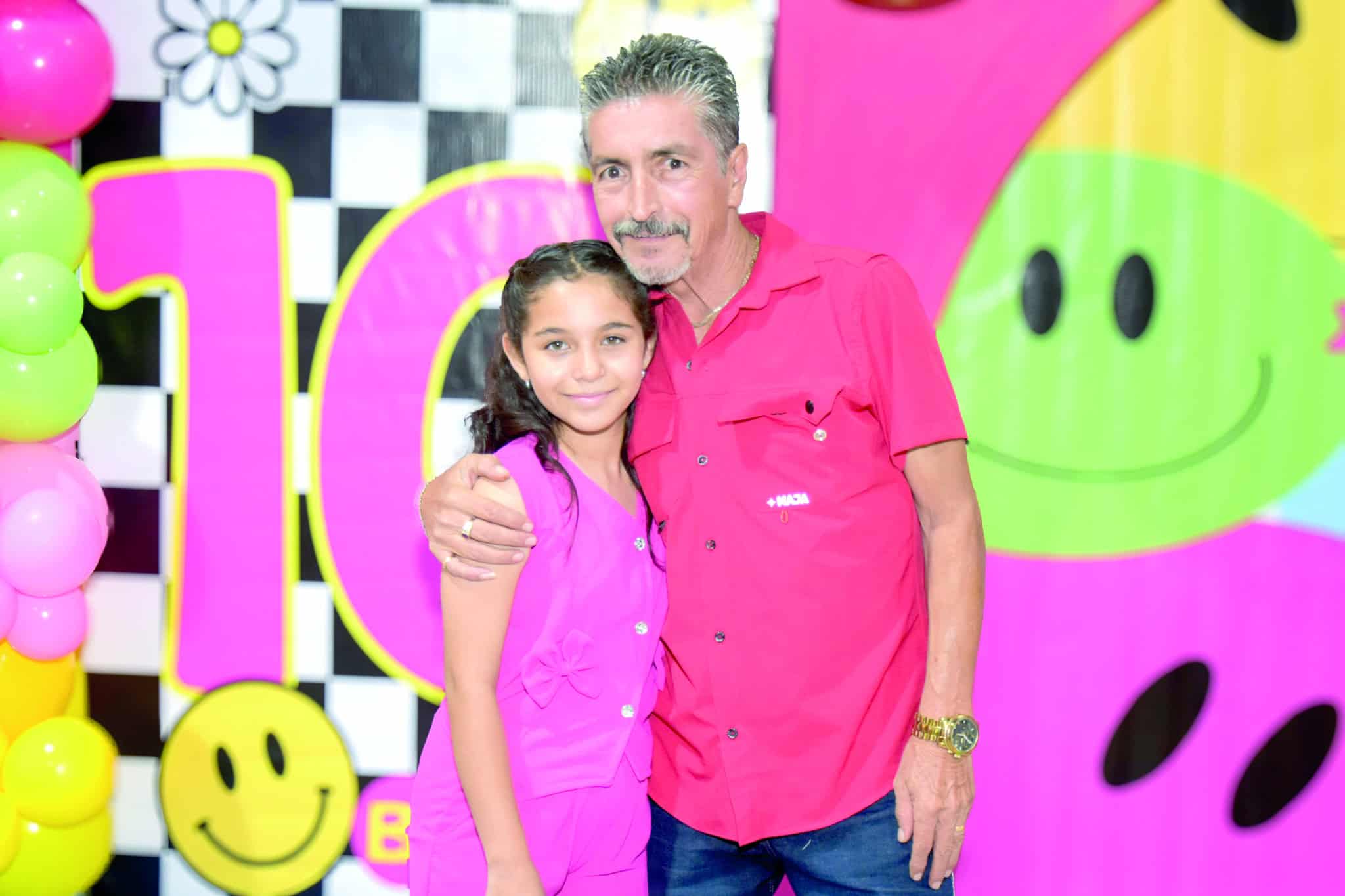 Fiesta de cumplea&ntilde;os de Alejandra Garza re&uacute;ne a su familia