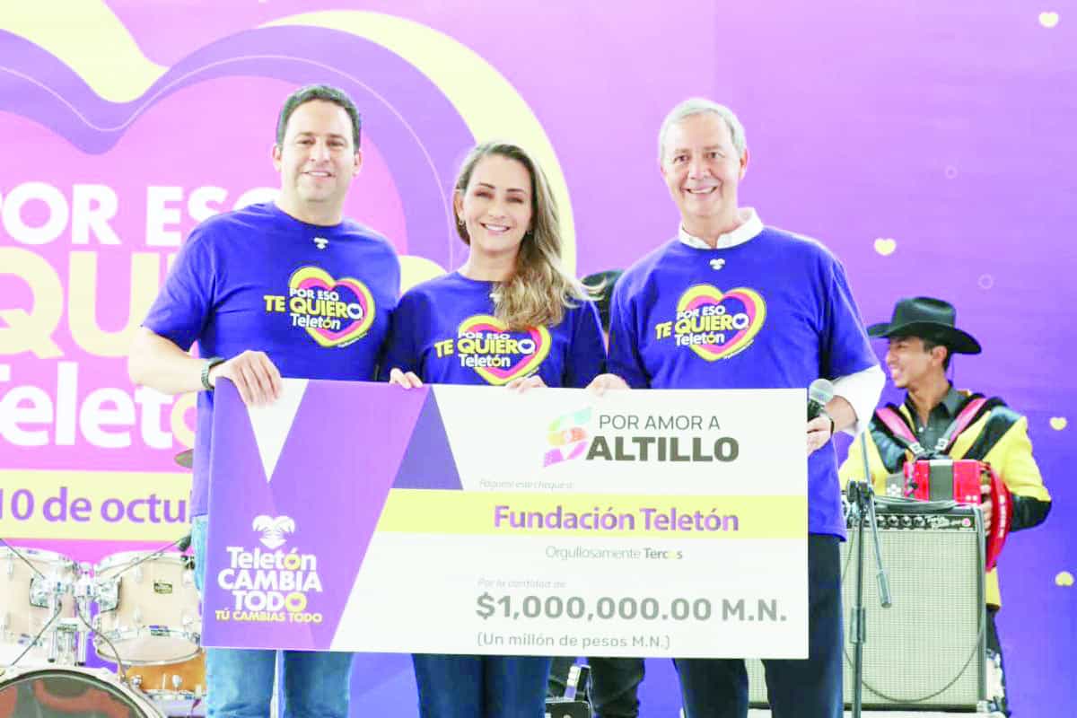 Javier Díaz entrega donativo al Teletón 2026 en Saltillo Javier Díaz entrega donativo al Teletón 2026 en Saltillo