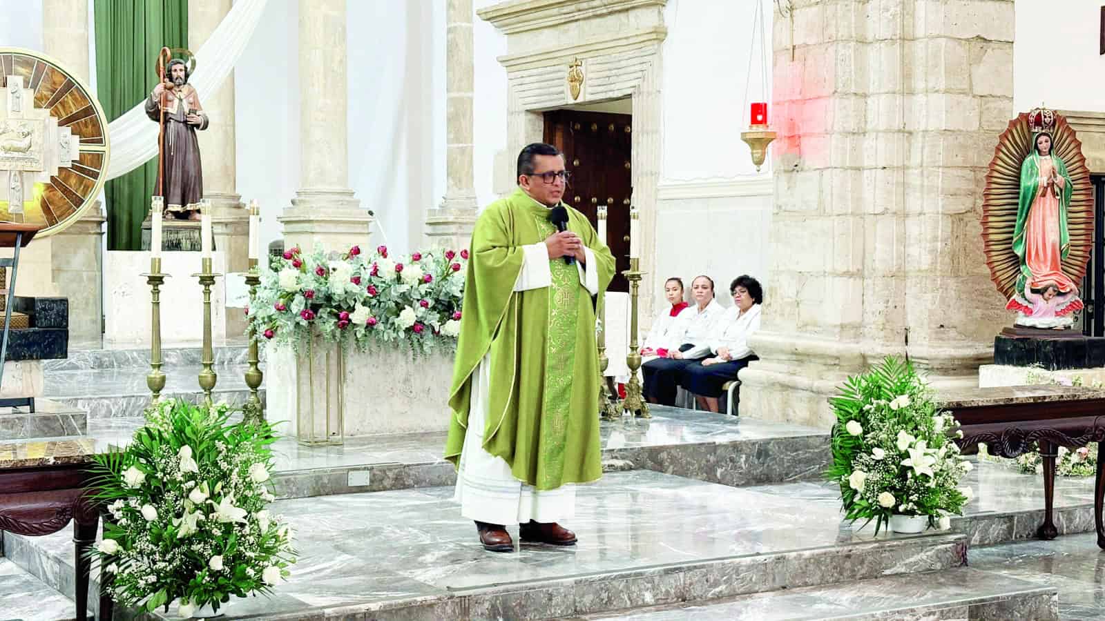 Crisis de AHMSA: Sacerdote en Monclova pide oraci&oacute;n por empleo