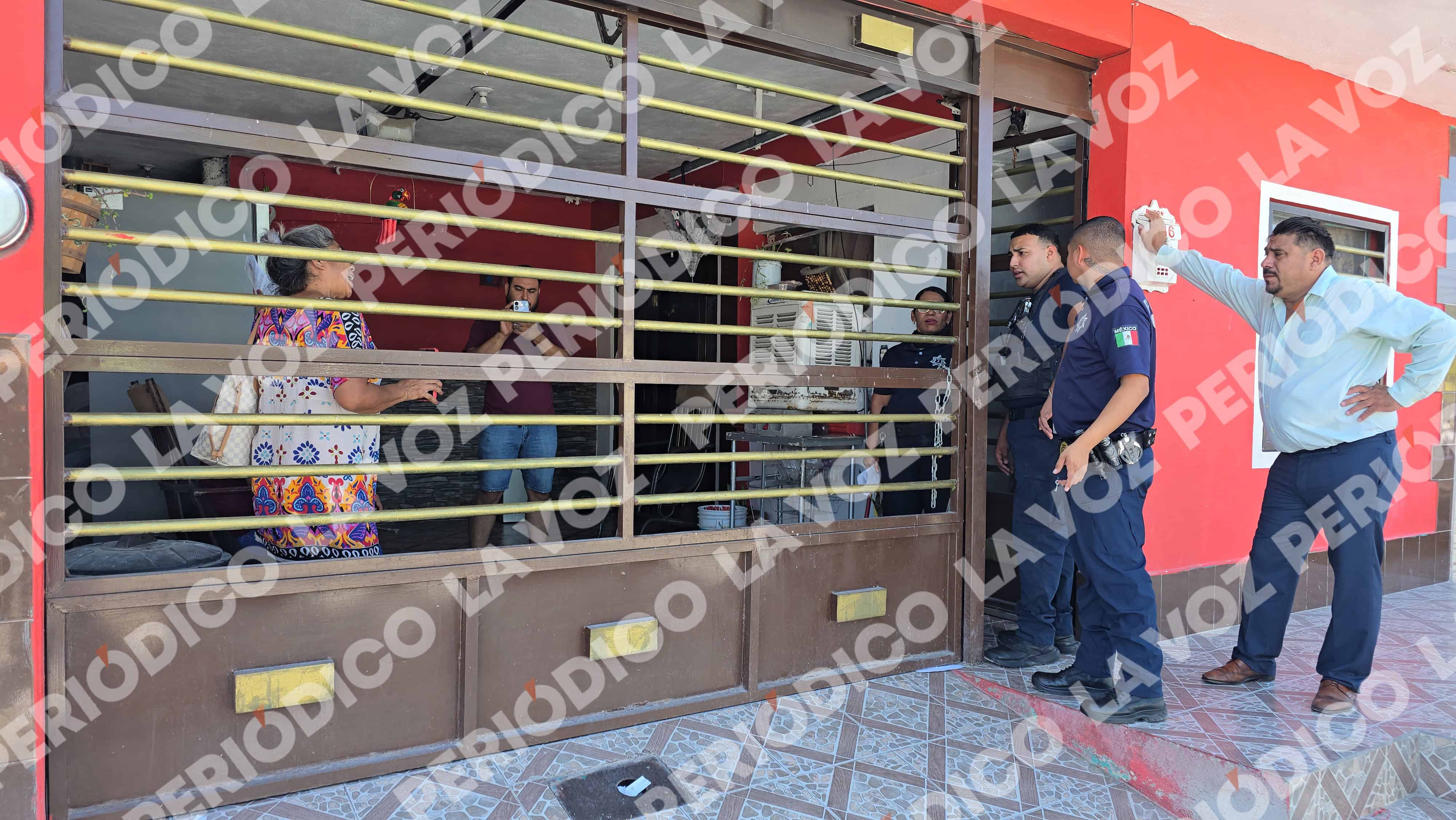 Intentan echar de su casa  a ex obrero de AHMSA