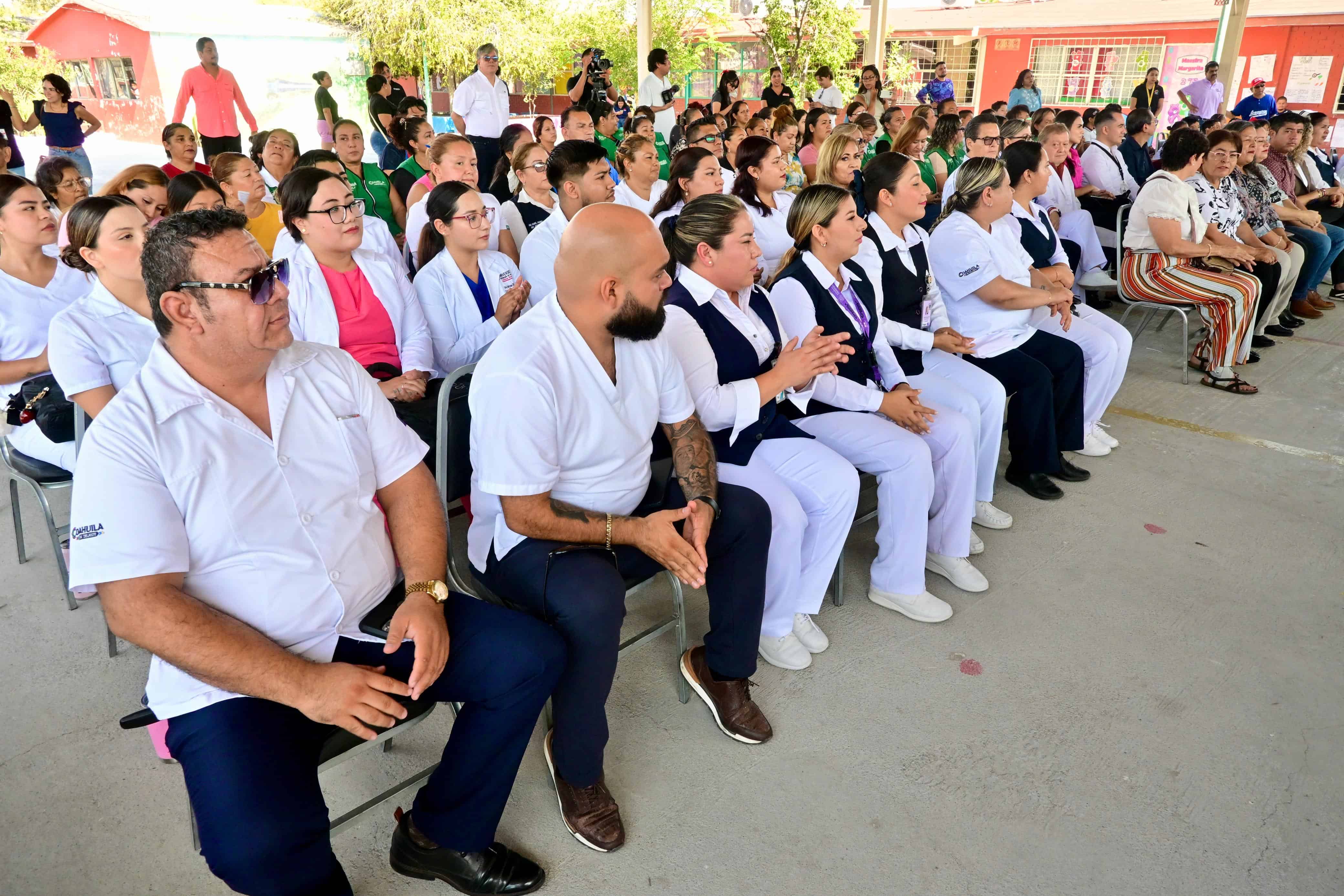 Frontera inicia vacunación contra la influenza: Sari Pérez Cantú al frente