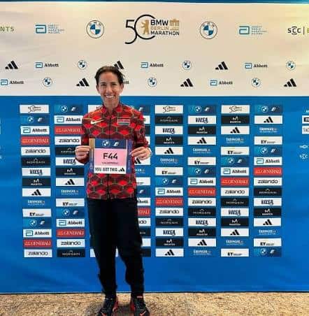 Argentina Valdepe&ntilde;as rompe r&eacute;cord nacional en Marat&oacute;n de Chicago