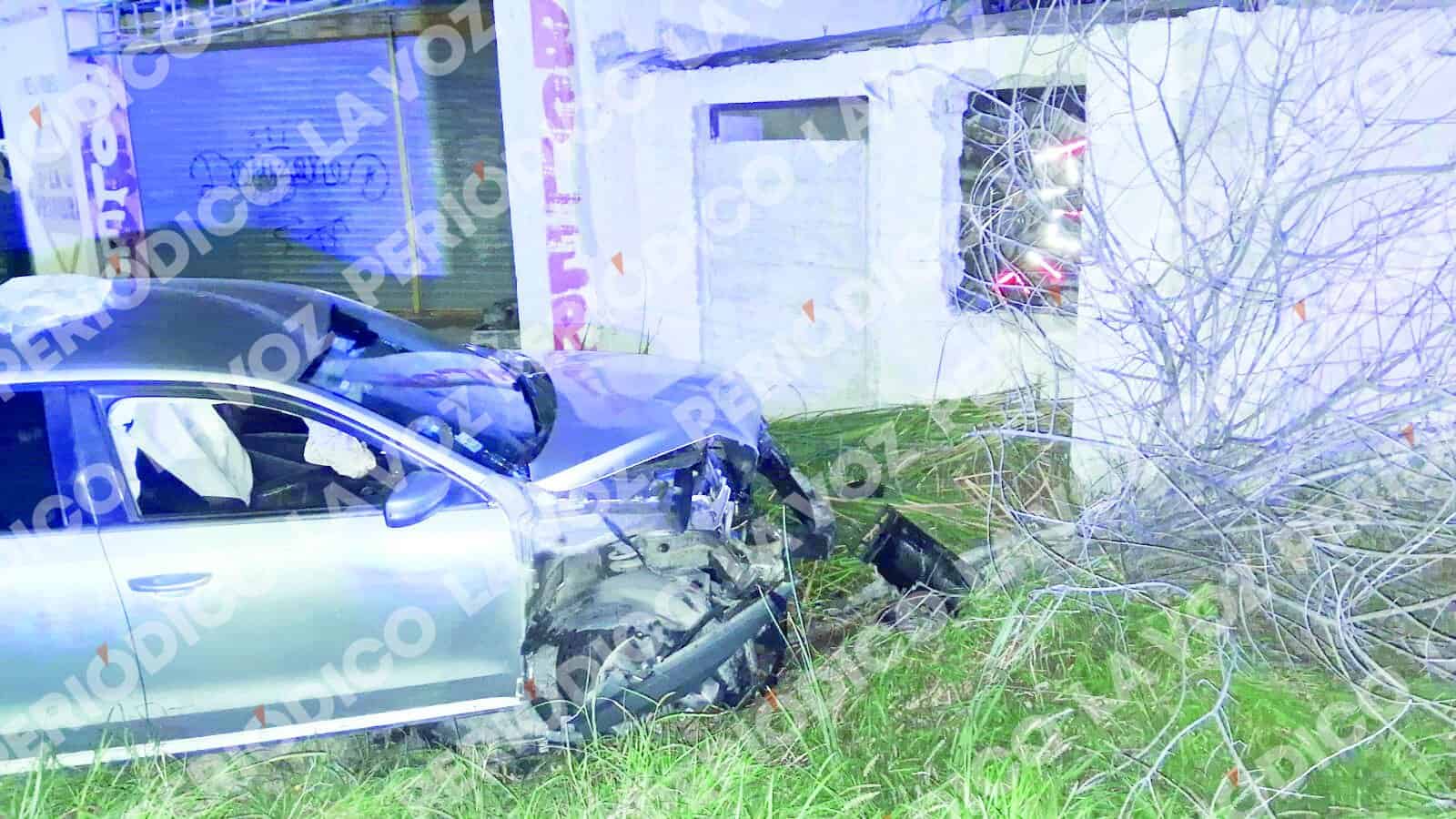 Conductor hospitalizado tras accidente en Frontera: Jetta impacta a Honda Conductor hospitalizado tras accidente en Frontera: Jetta impacta a Honda