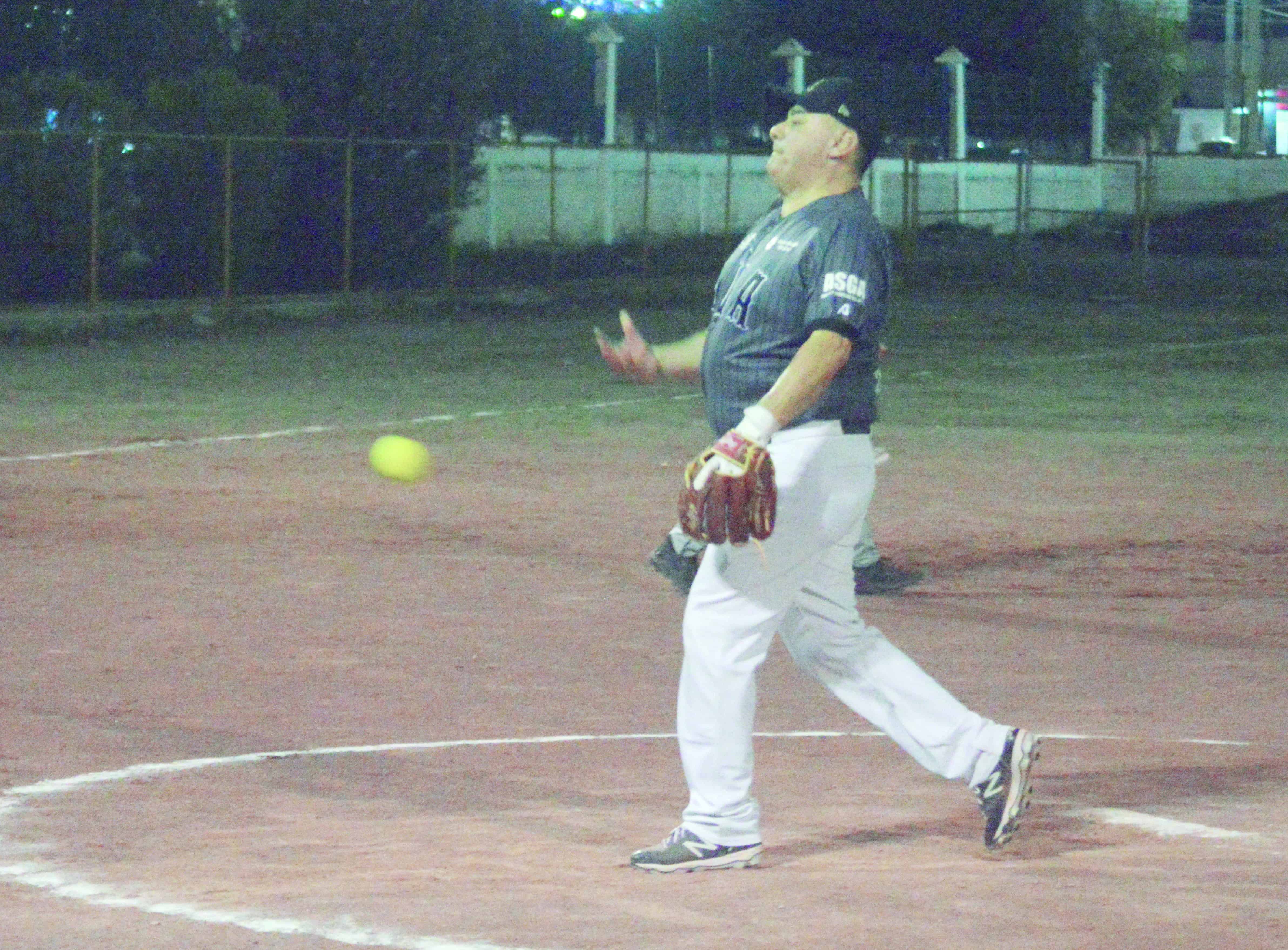 Red Sox vence a Coyotes: 8-5 en playoffs de softbol