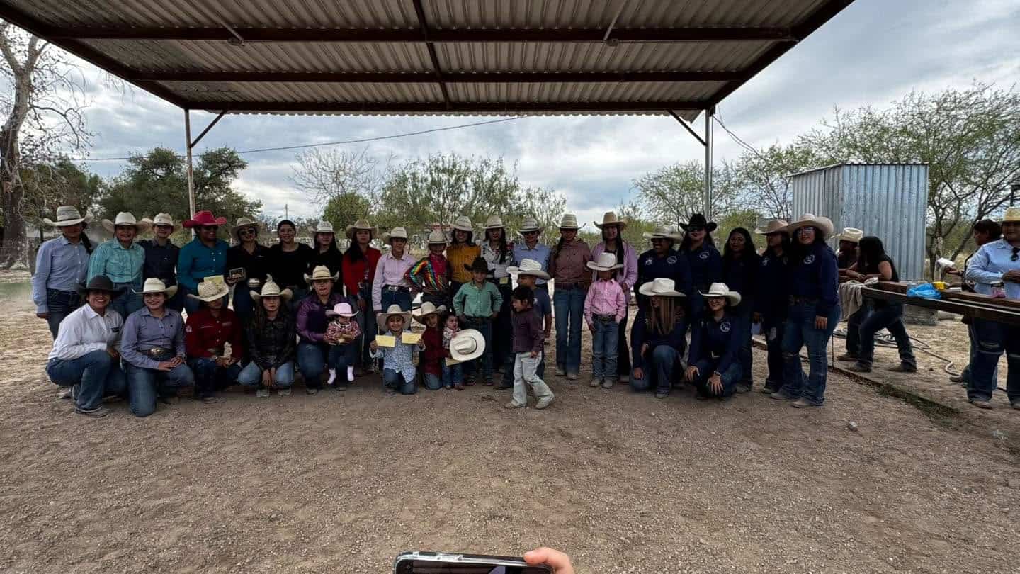 Celebran a Valentina Gonz&aacute;lez y reconocen a campeonas del Circuito Oto&ntilde;o 2026