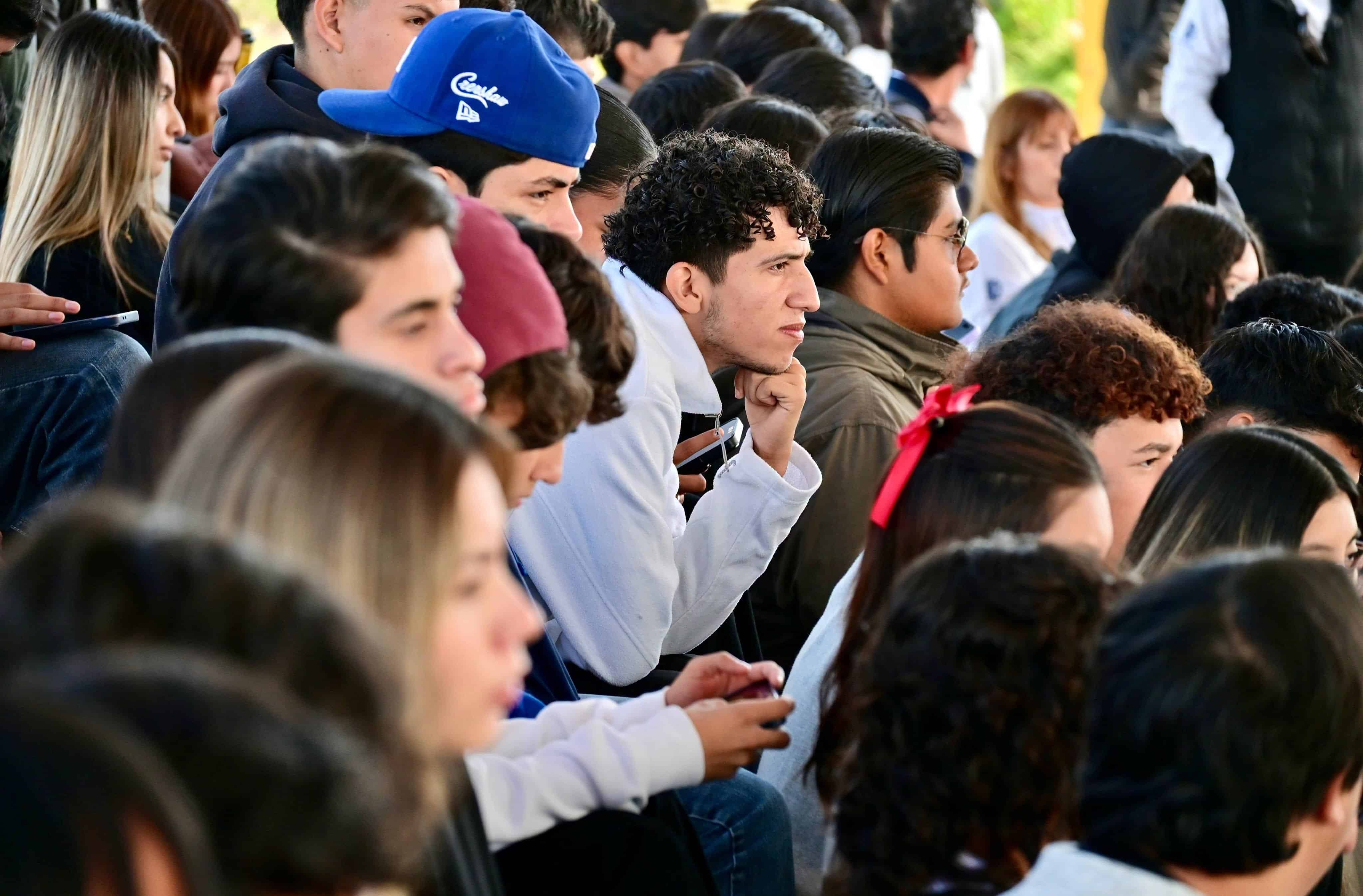 Instituto Tecnol&oacute;gico de Monclova capacita a estudiantes en semiconductores