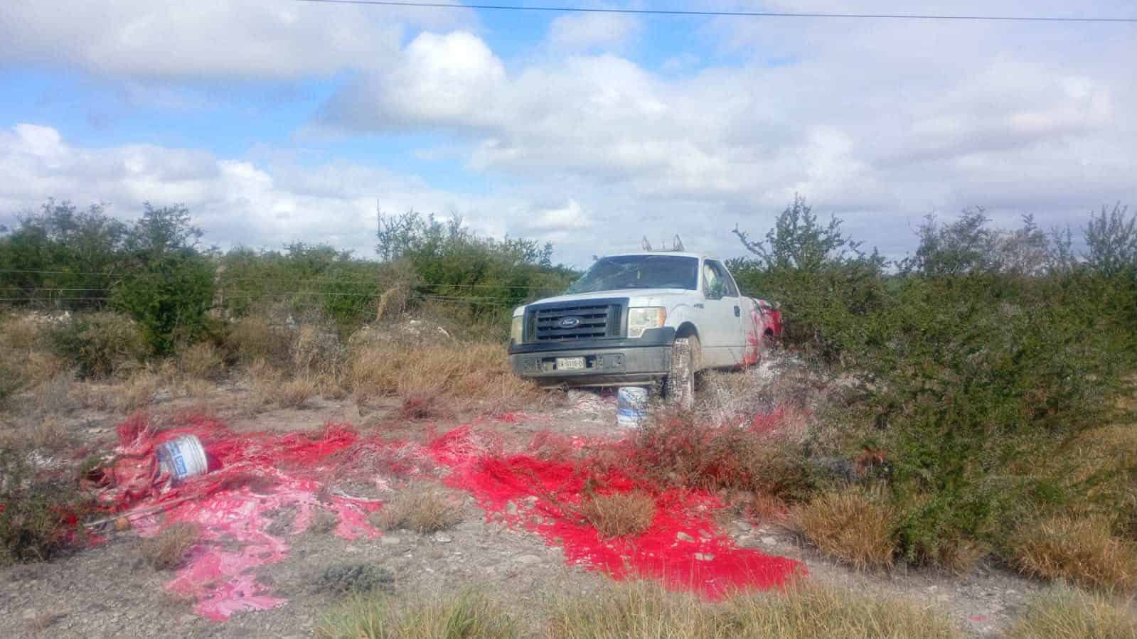 Vuelca camioneta en la cuesta El Infante; trasladan a conductor al IMSS Vuelca camioneta en la cuesta El Infante; trasladan a conductor al IMSS