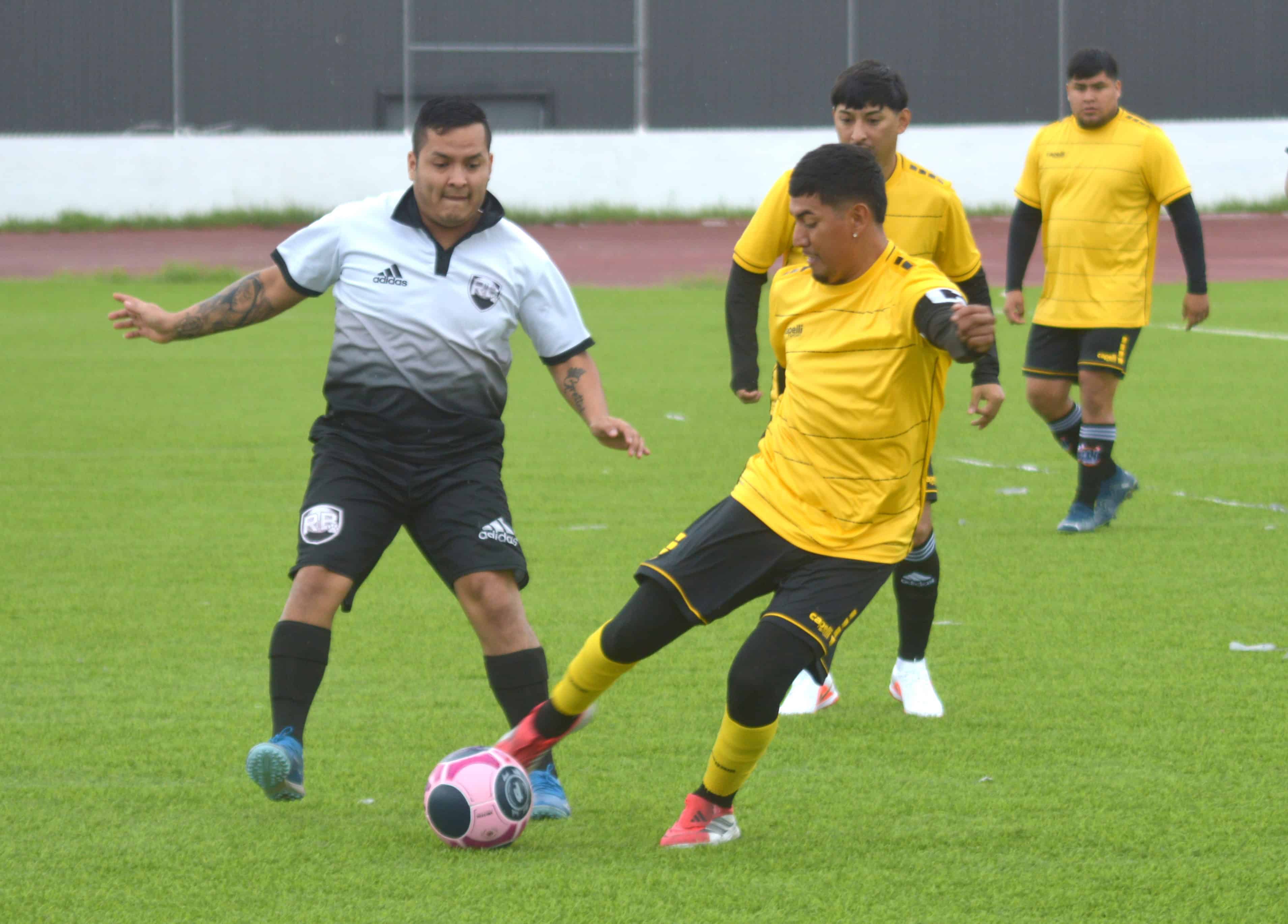 Dos Amigos supera a RB Insupla y avanza a la final del Torneo de Copa
