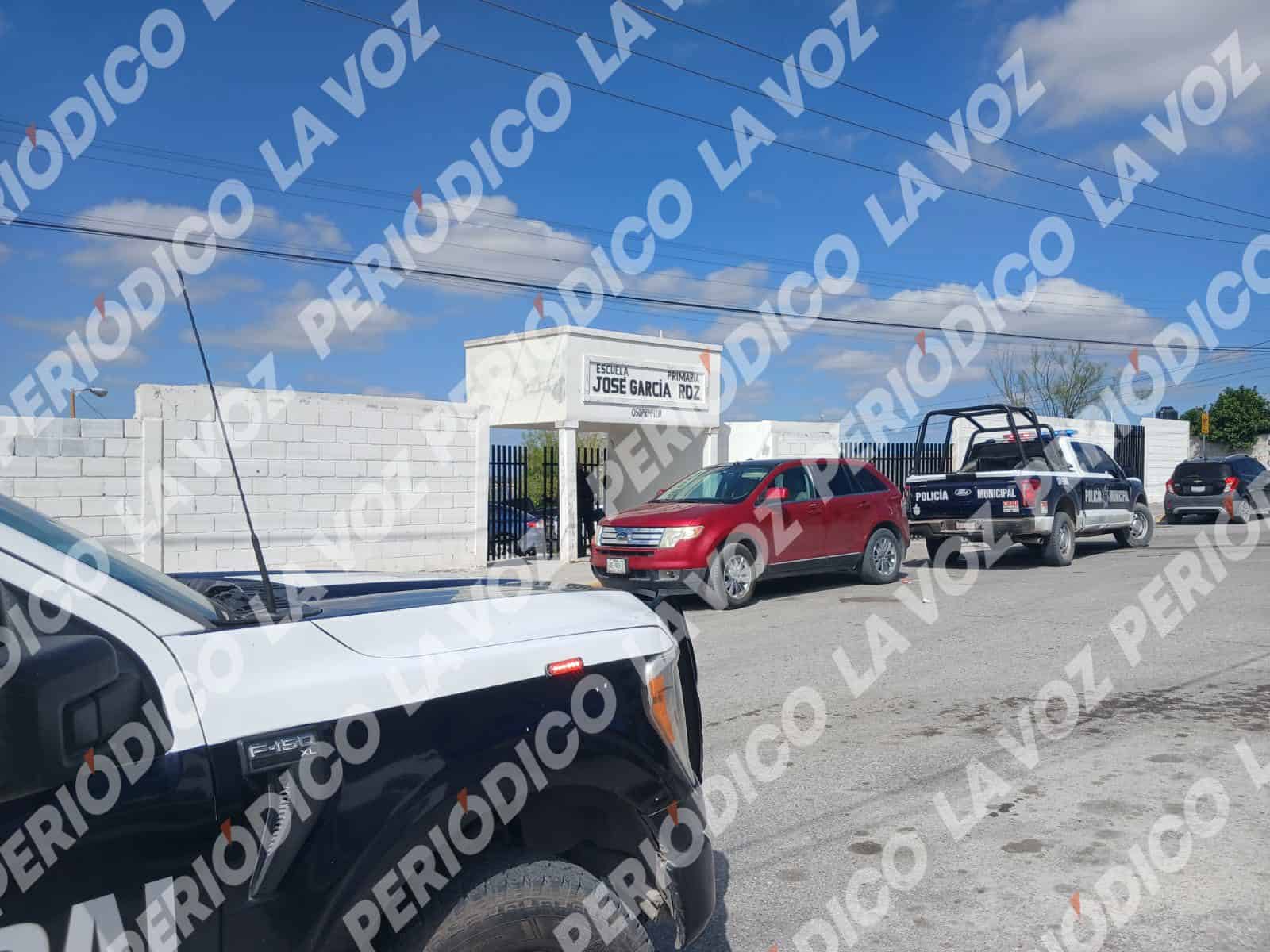 Polic&iacute;a Municipal act&uacute;a tras incidente en escuela de Monclova