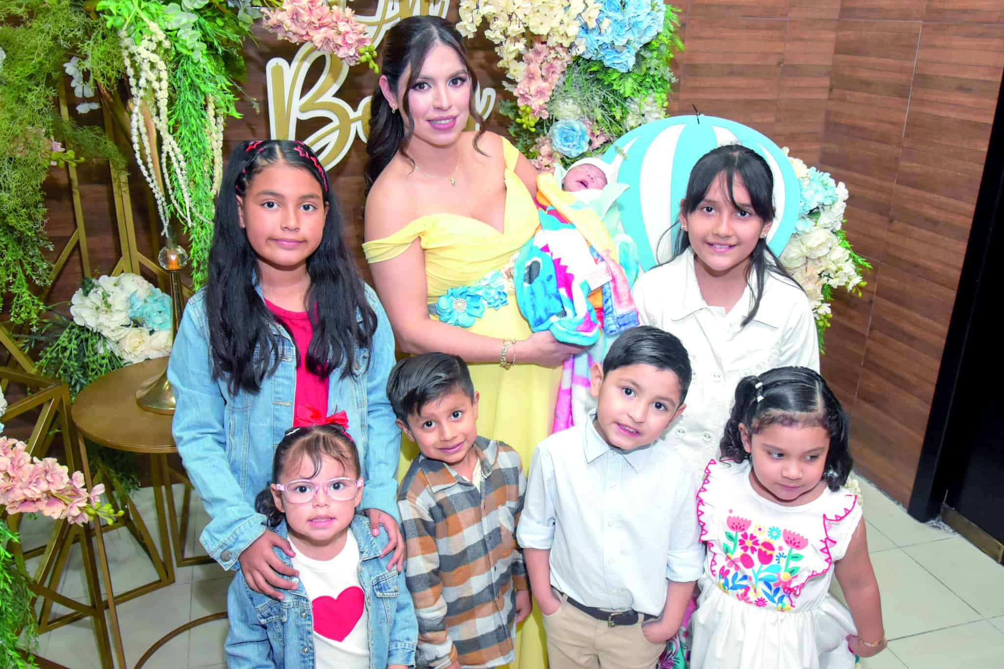 Daniela Contreras celebra un emotivo baby shower