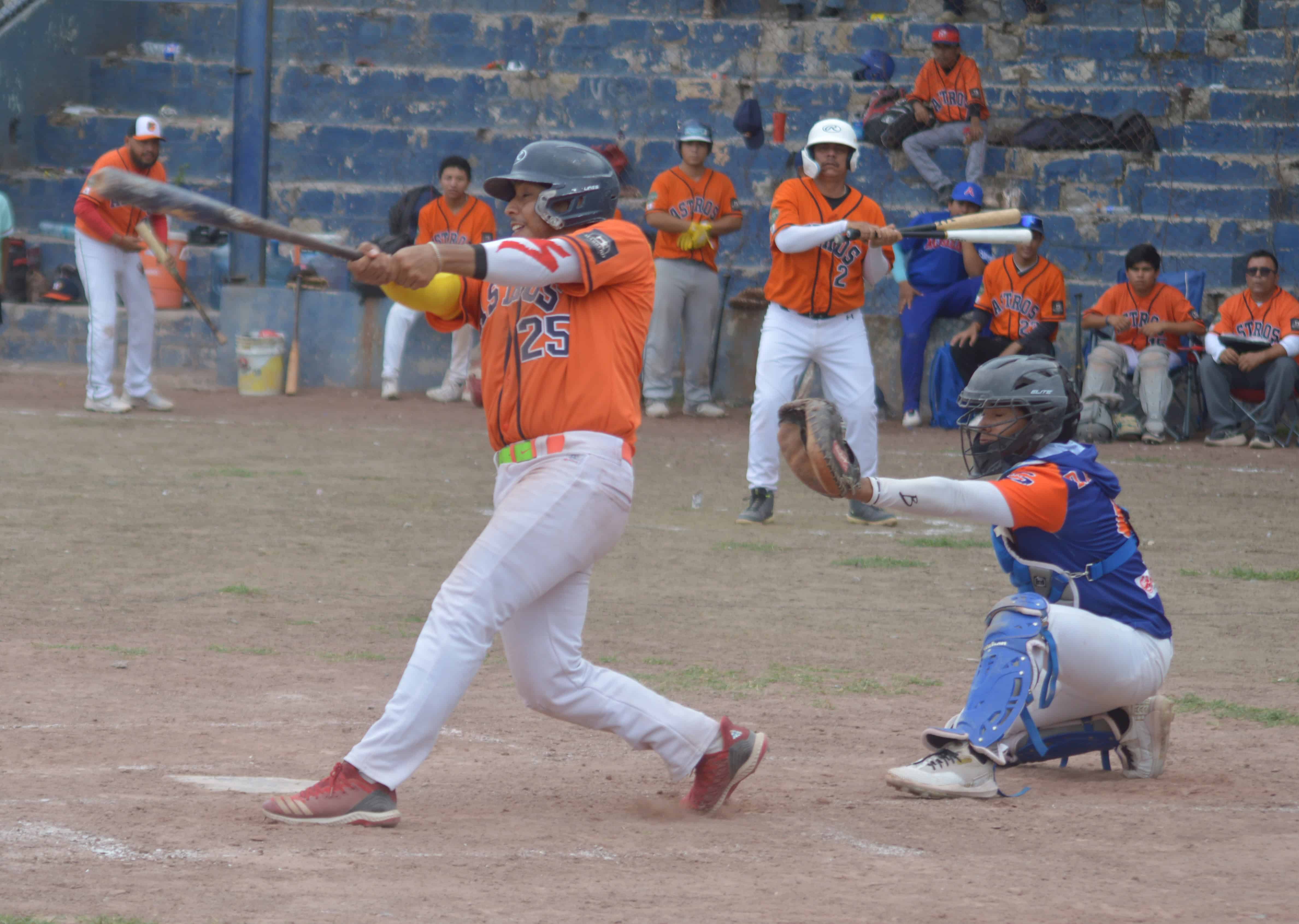 Inicia la Liga de B&eacute;isbol Prendamos Monclova: Mets y Blue Jays se enfrentan