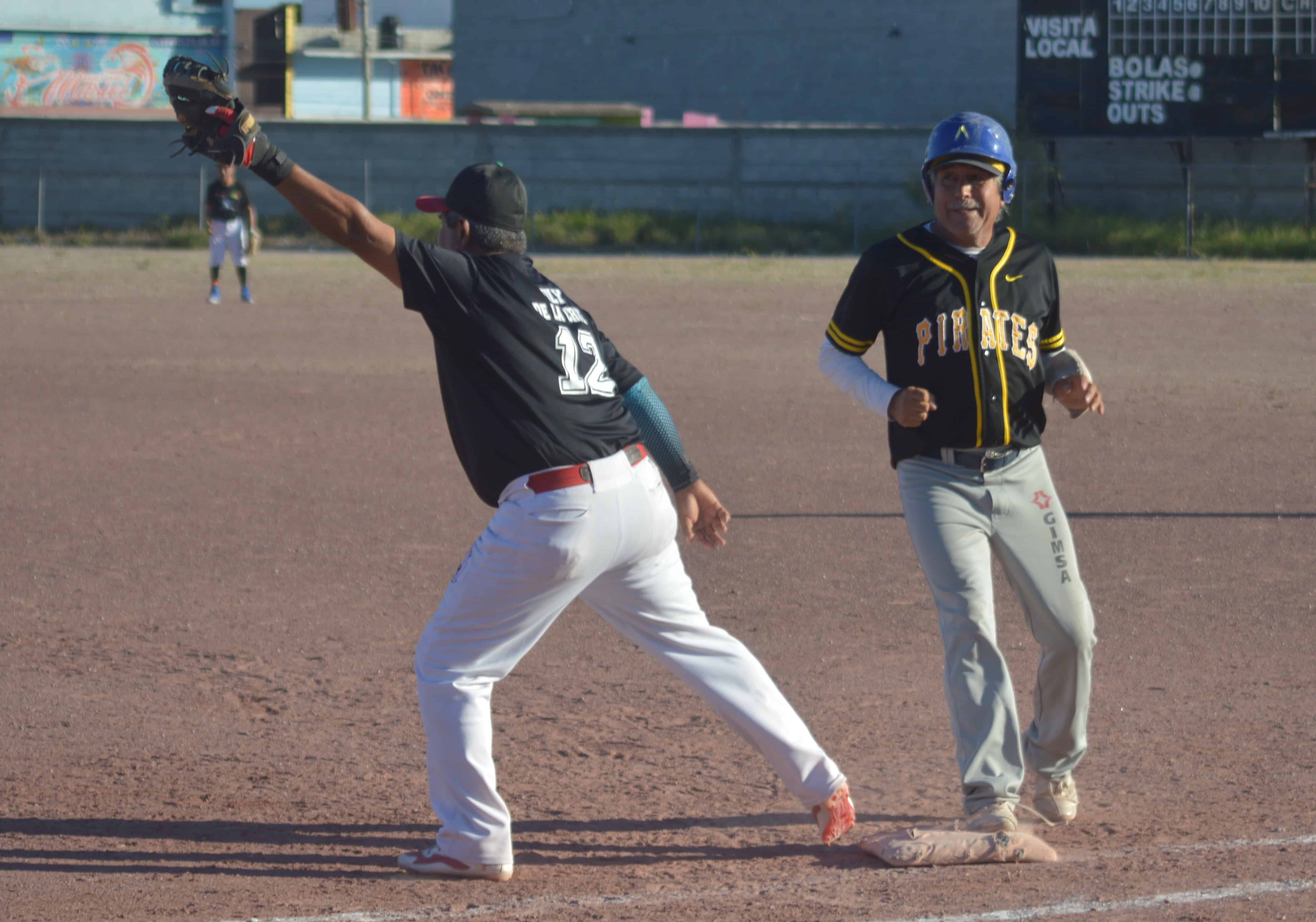 Victoria contundente de Interial Saltillo sobre Piratas en la Liga de B&eacute;isbol 60 y m&aacute;s