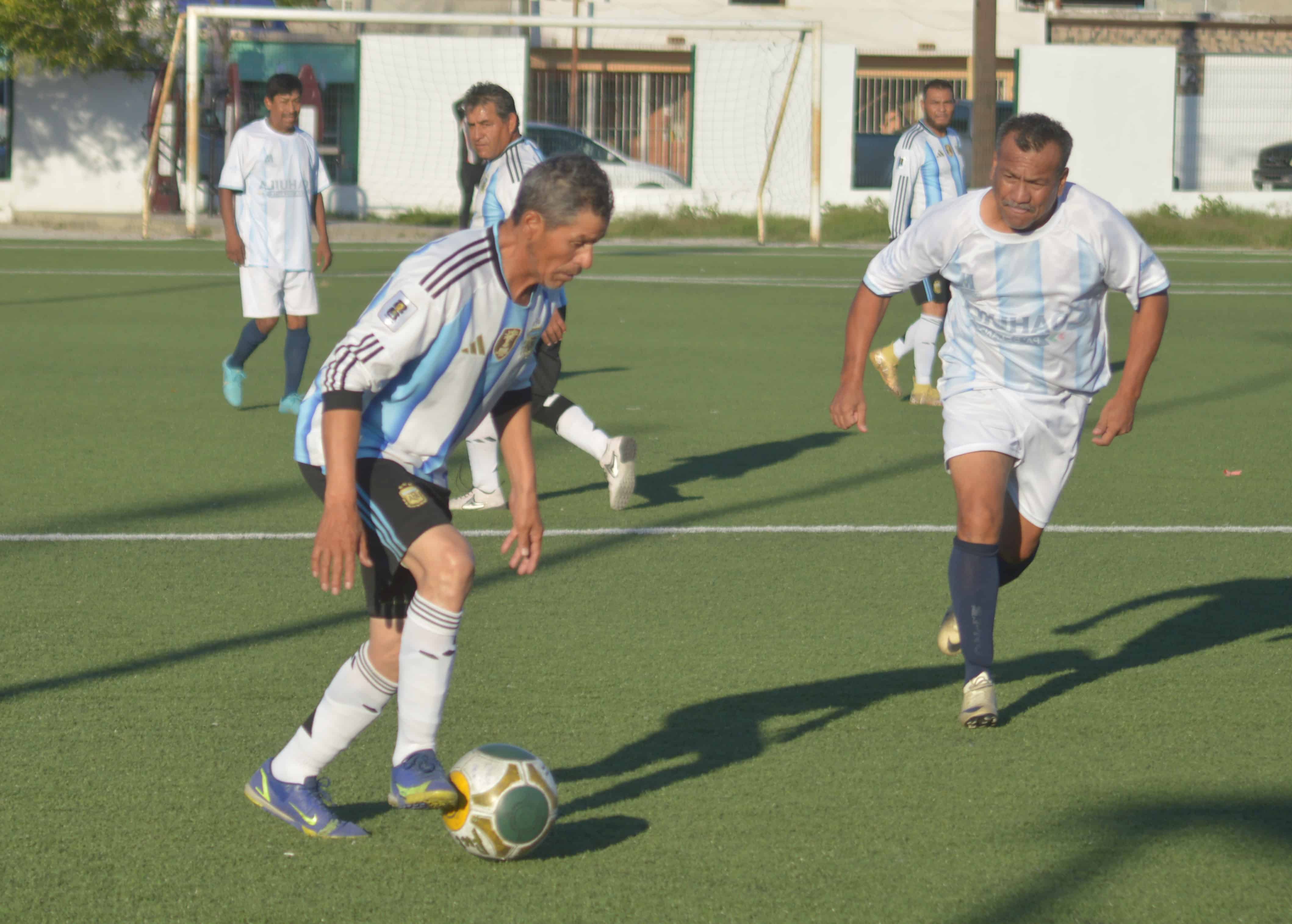 Colonia Borja golea 8-1 a Tigres: &Aacute;ngel Reyes destaca con hat-trick