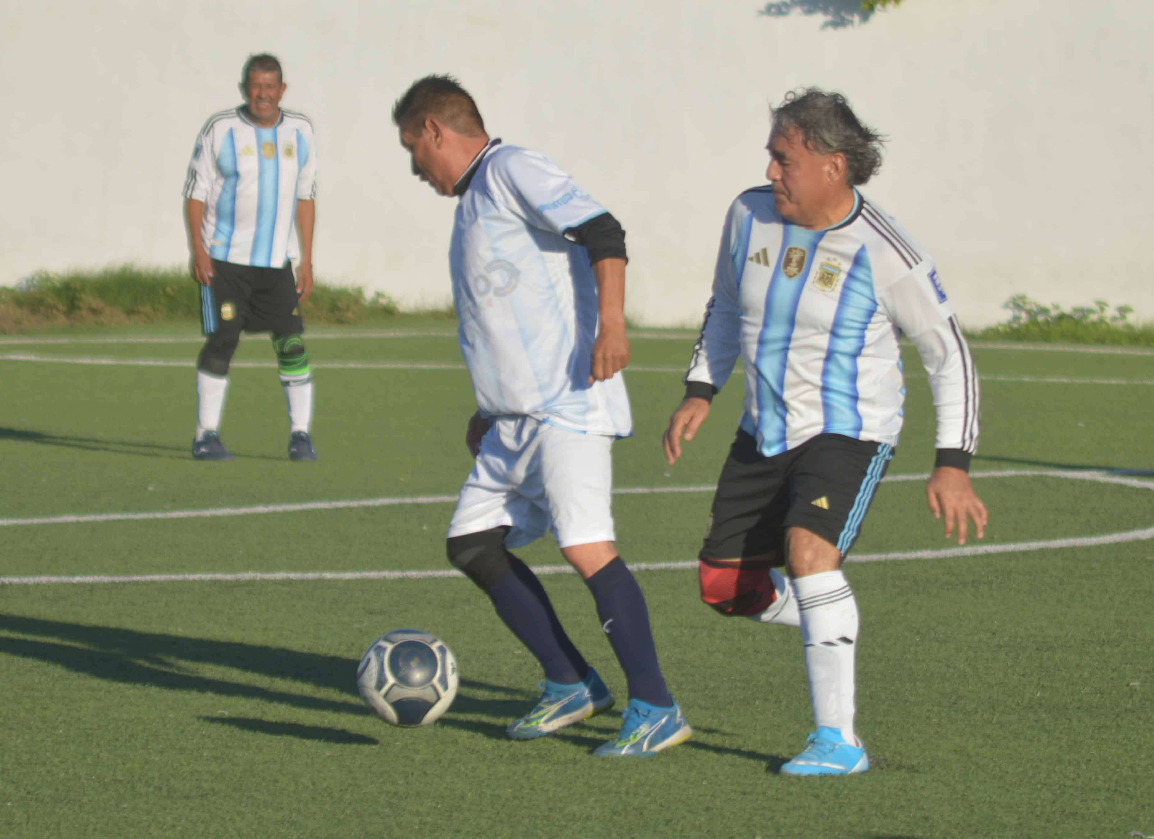 Colonia Borja golea 8-1 a Tigres: &Aacute;ngel Reyes destaca con hat-trick
